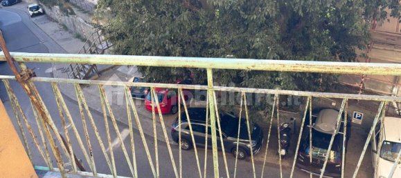 2 Schlafzimmer Wohnung in Genoa, Italy, Nr. 329868 23