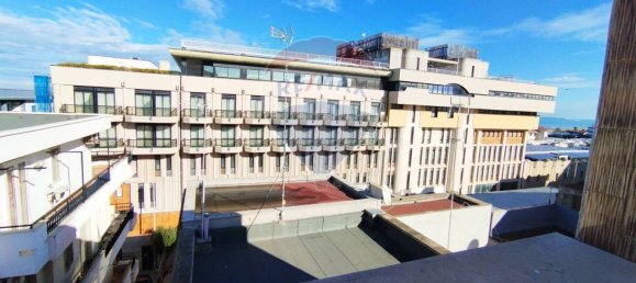 Пентхаус с 2 спальнями в Маргерита ди Савойя, Италия № 348569 6