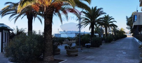 Пентхаус с 2 спальнями в Маргерита ди Савойя, Италия № 348569 9