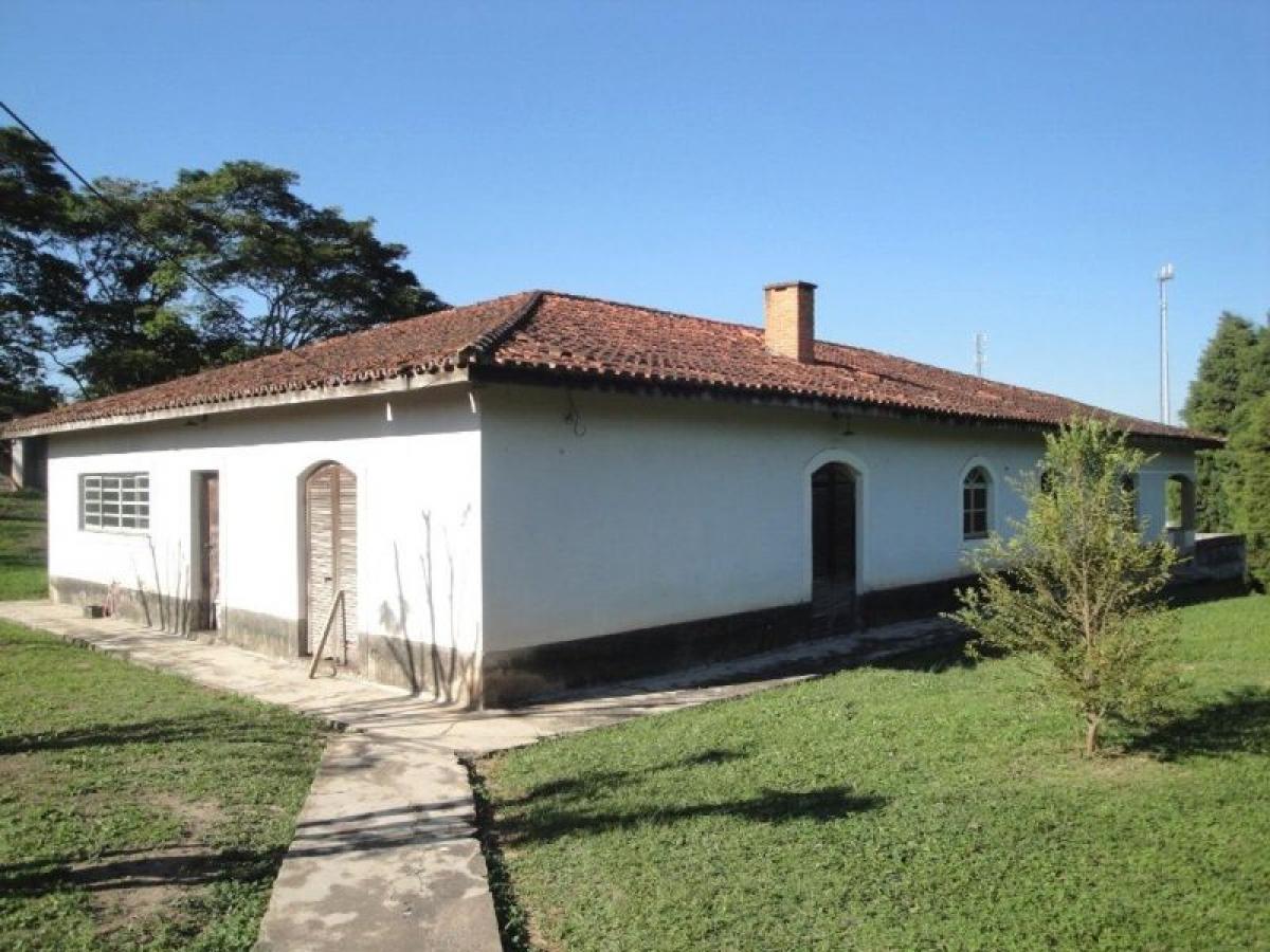 Casa de 3 dormitorios en Sao Paulo, Brazil No. 486361