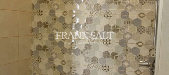 2 bedrooms Apartment in Ta' Xbiex, Malta No. 9424 11