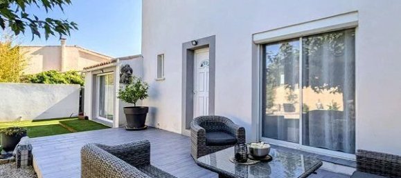 Casa de 4 dormitorios en Miramas, France No. 343671 2