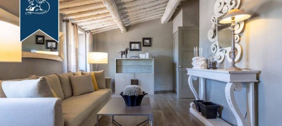 Hotel de 5 habitaciónes en Montevarchi, Italy No. 281871 17