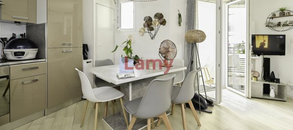 Apartamento de 1 dormitorio en Orleans, France No. 262029 3