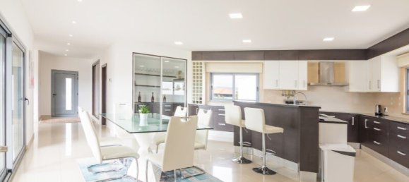 4 bedrooms Villa in Atouguia da Baleia, Portugal No. 143272 6