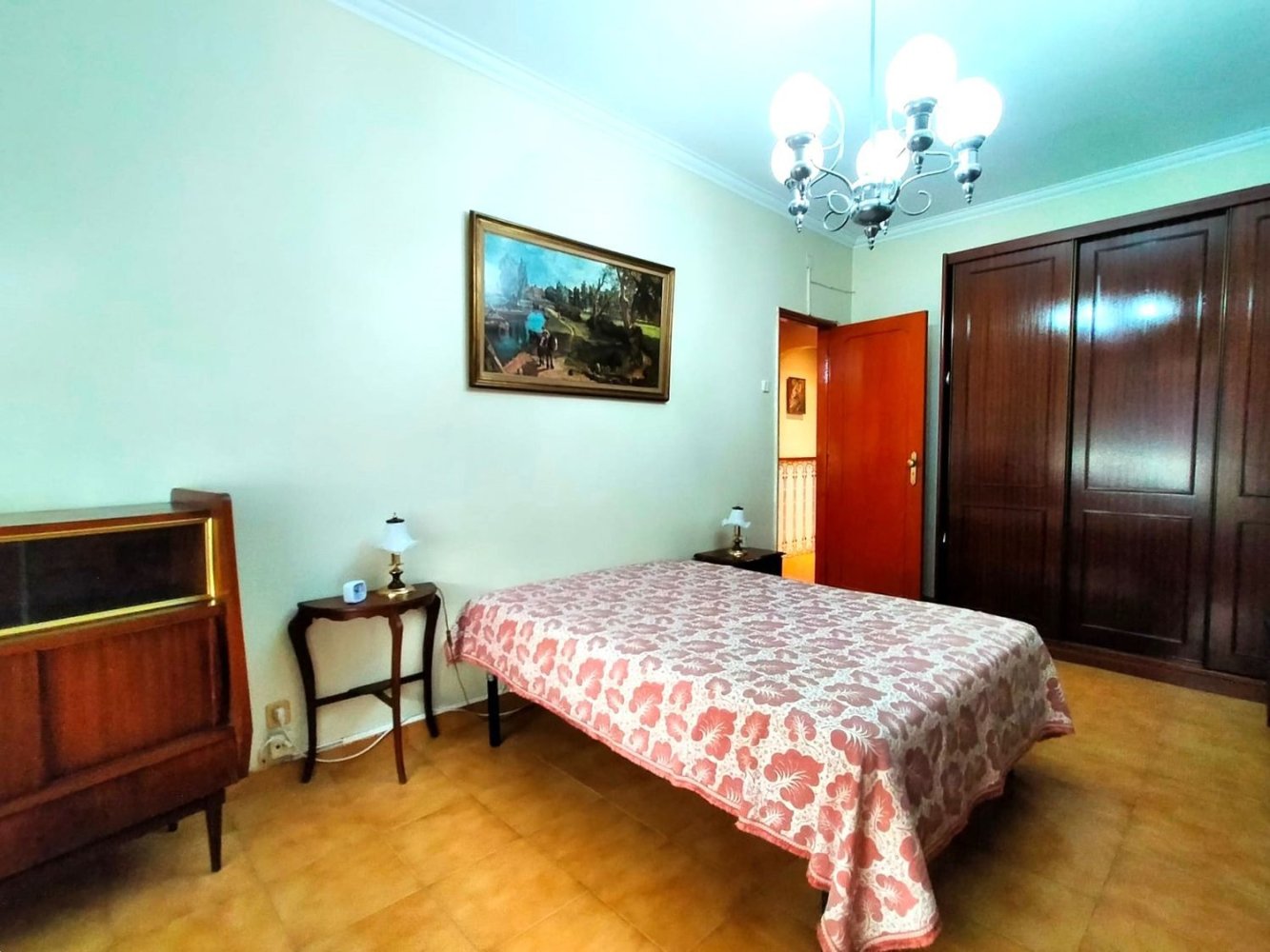 3 Schlafzimmer Wohnung in Odivelas, Portugal, Nr. 243179