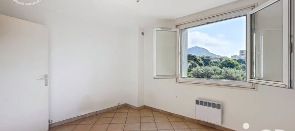 1 bedroom Apartment in Toulon, France No. 340892 7