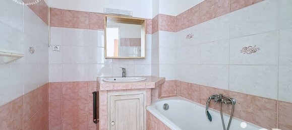 1 bedroom Apartment in Toulon, France No. 340892 8