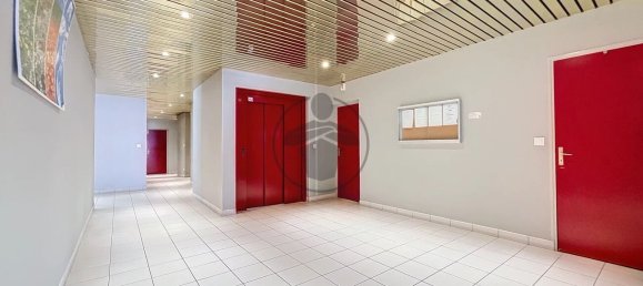 1 bedroom Apartment in Saint-Quentin, France No. 73248 7