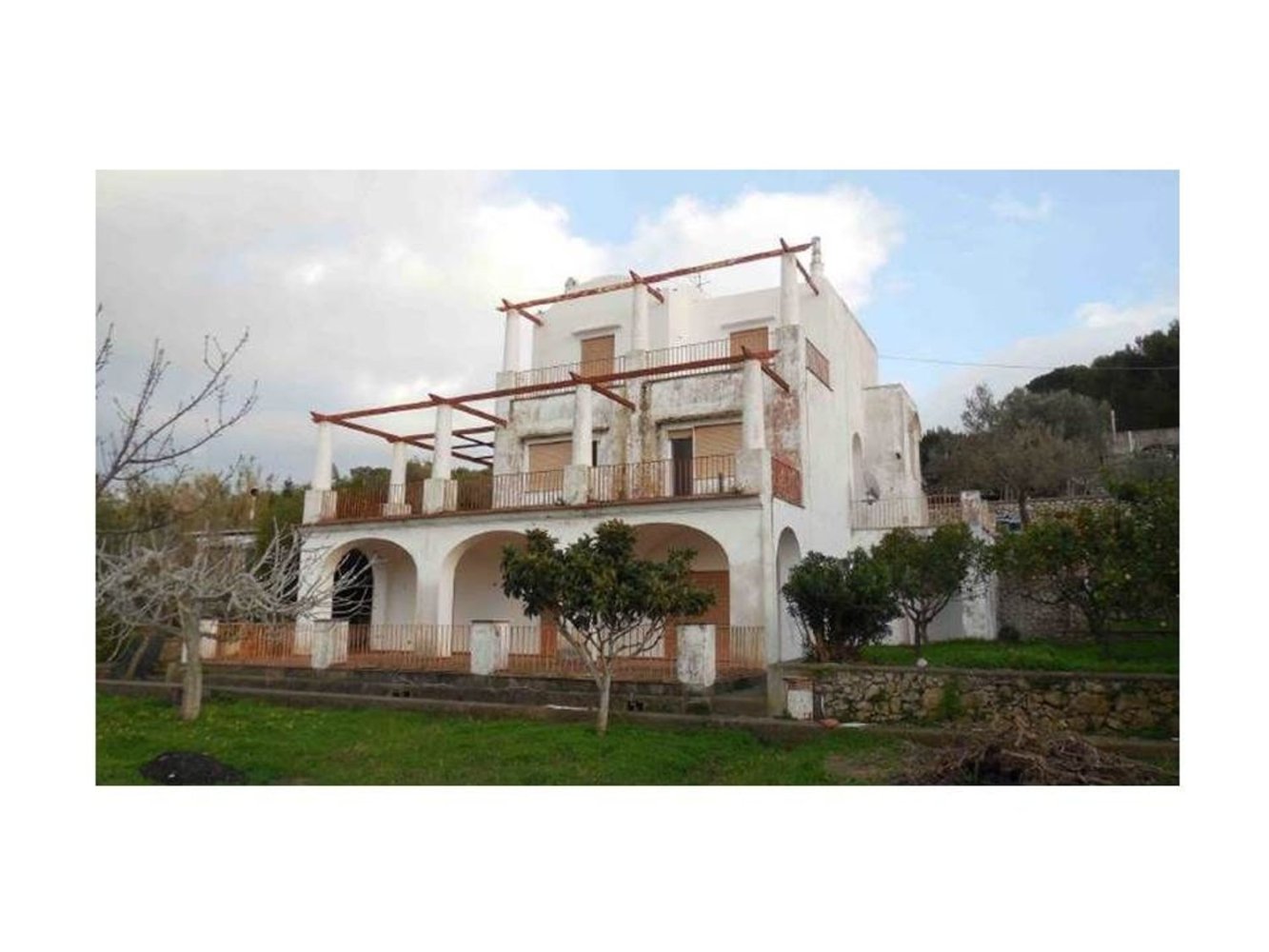 15 rooms Villa in Anacapri, Italy No. 133955