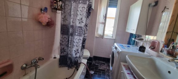 3 Schlafzimmer Wohnung in Genoa, Italy, Nr. 352409 14