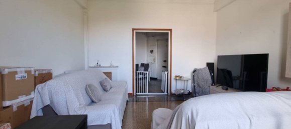 3 Schlafzimmer Wohnung in Genoa, Italy, Nr. 352409 3