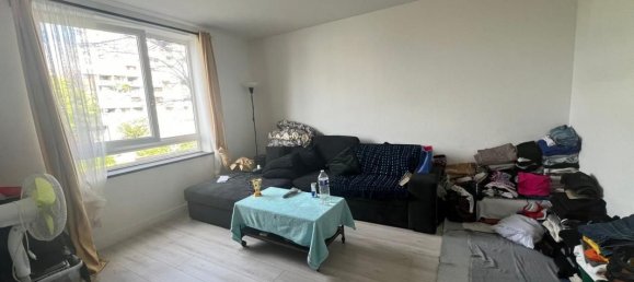 1 bedroom Apartment in La Courneuve, France No. 180485 5