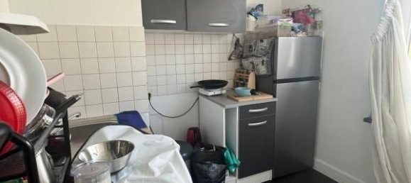 1 bedroom Apartment in La Courneuve, France No. 180485 4