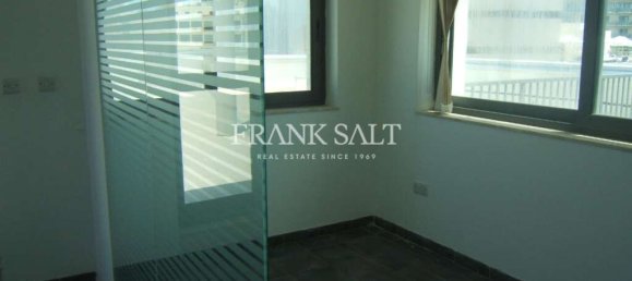 Büro in Saint Julian's, Malta 300m², Nr. 13058 4