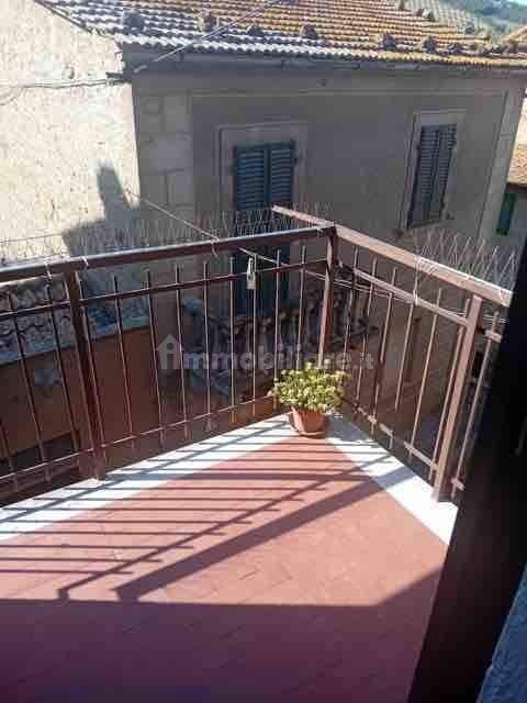Apartamento de 2 dormitorios en Cinigiano, Italy No. 293389