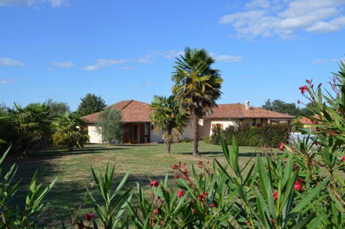 4 غرف نوم شقة في Masseube, France رقم 21976