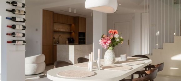 3 bedrooms Penthouse in La Quinta, Spain No. 186036 10