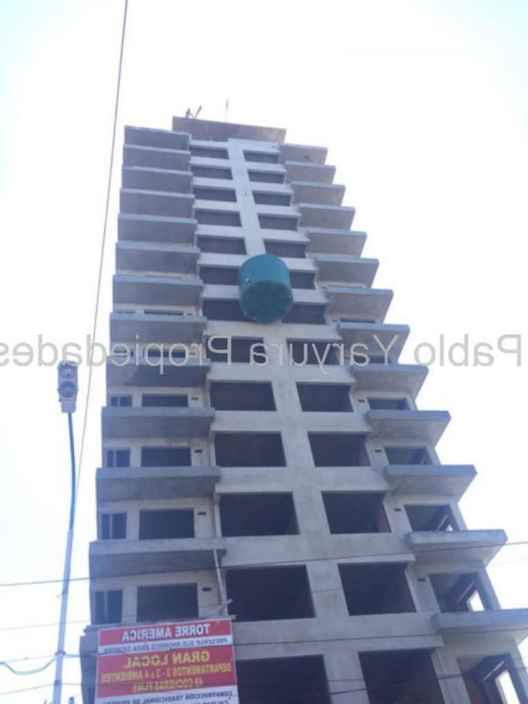  Warehouse in Tres de Febrero, Argentina No. 30200