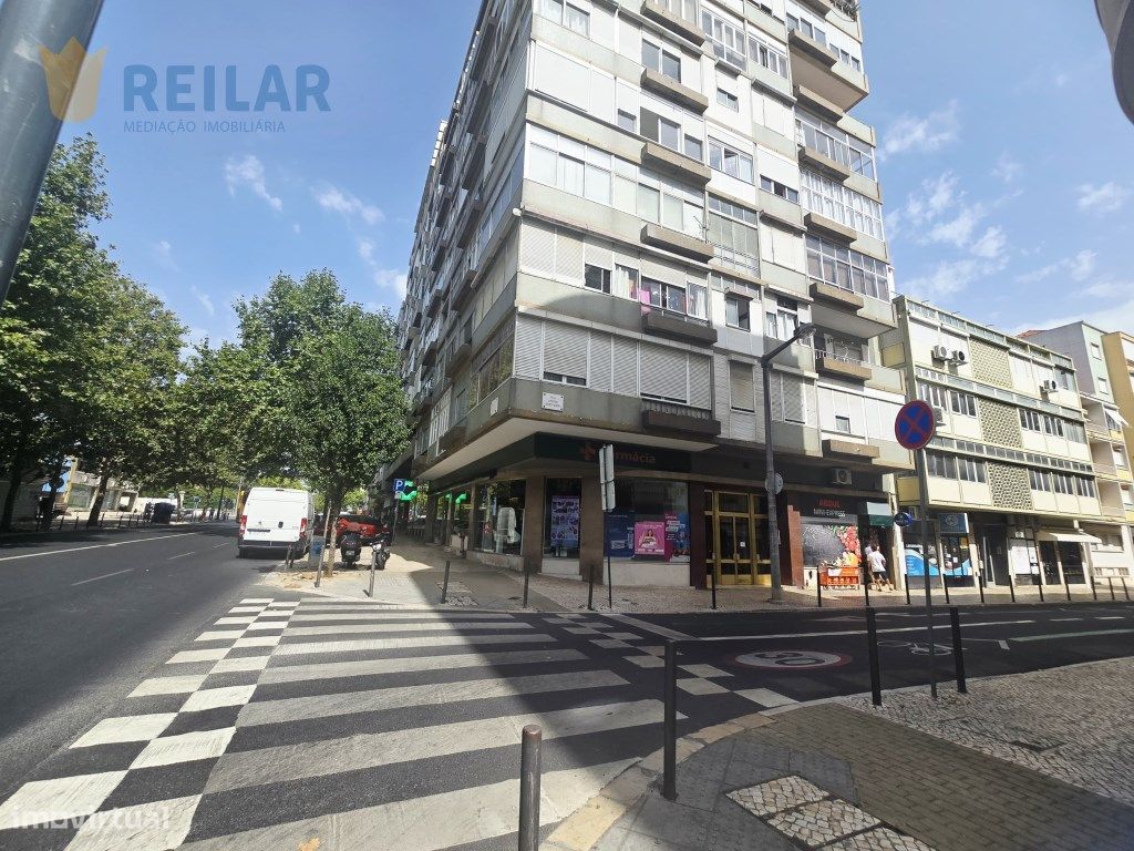 1 bedroom Apartment in Lisbon, Portugal No. 245882