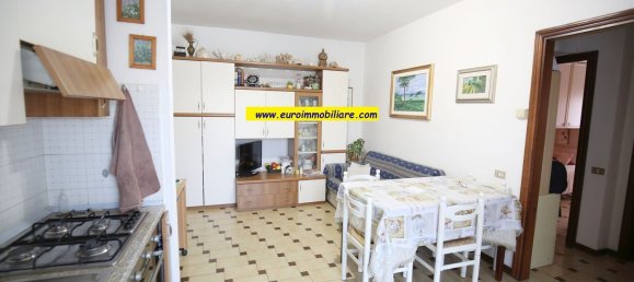 Квартира с 4 спальнями в Пинето, Италия № 365033 4