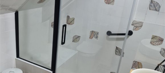 4 غرف نوم شقة في Oviedo, Spain رقم 165973 4