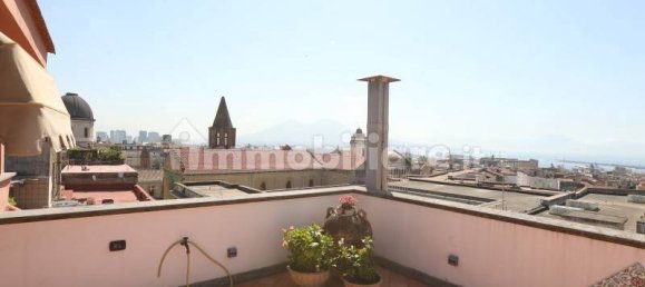 5 rooms Penthouse in Naples, Italy No. 285864 3