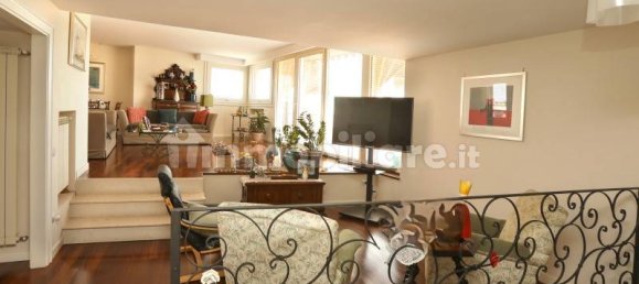 5 rooms Penthouse in Naples, Italy No. 285864 2