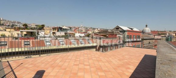 5 rooms Penthouse in Naples, Italy No. 285864 16