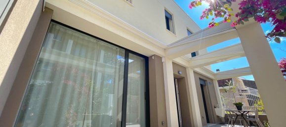 2 bedrooms Villa in San Benedetto del Tronto, Italy No. 61207 10