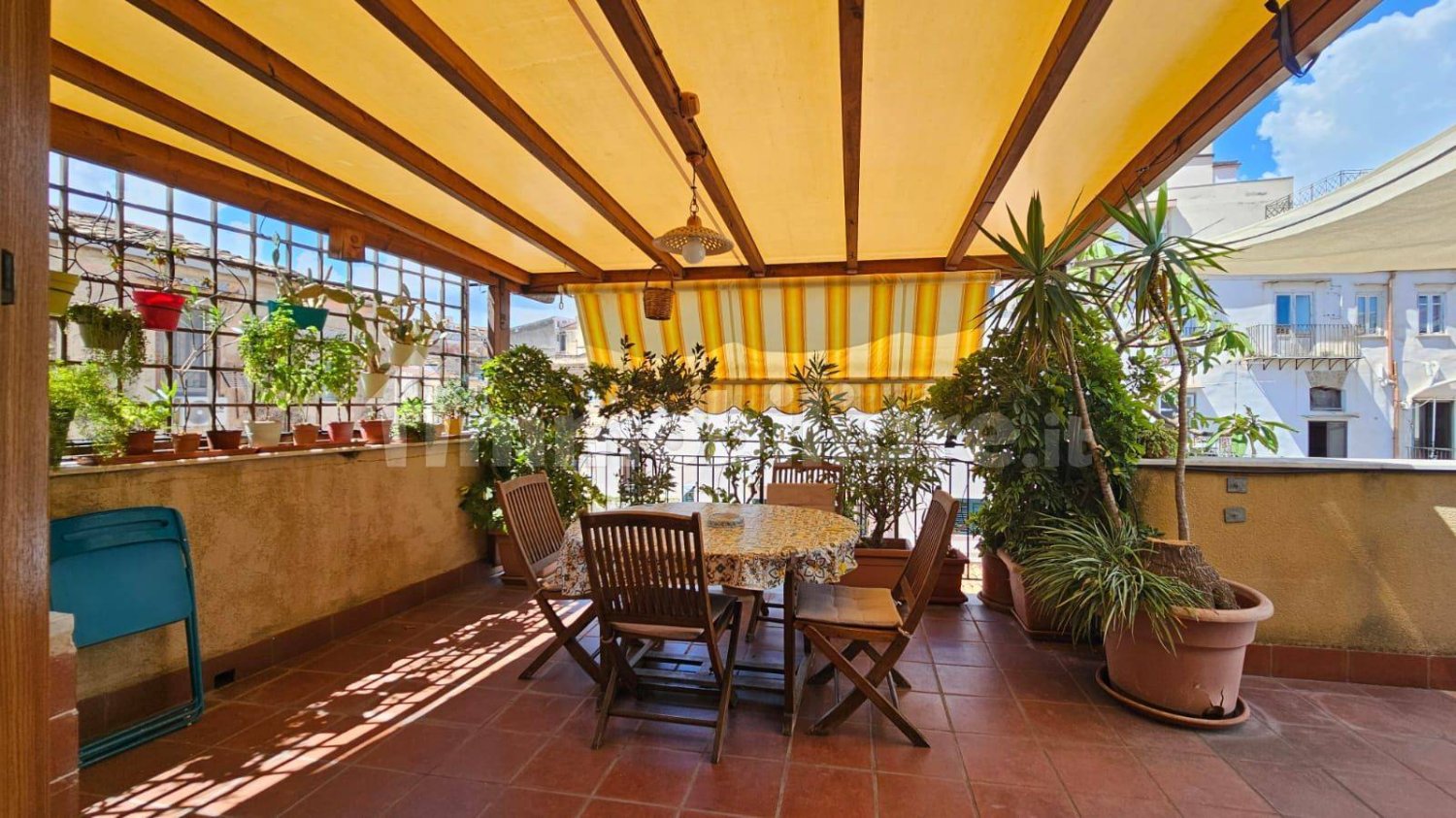 3 bedrooms Apartment in Palermo, Italy No. 366617