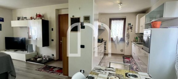 3 rooms Apartment in Nogaredo, Italy No. 283801 5