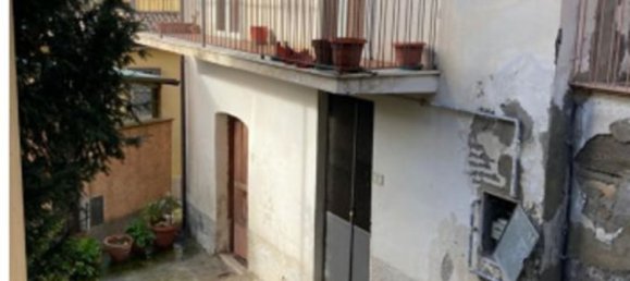 7-Zimmer Villa in Ceppaloni, Italy, Nr. 271199 2