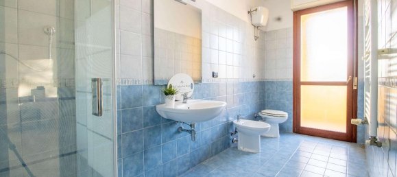 4-salle Maison à Cagliari, Italy No. 230877 39