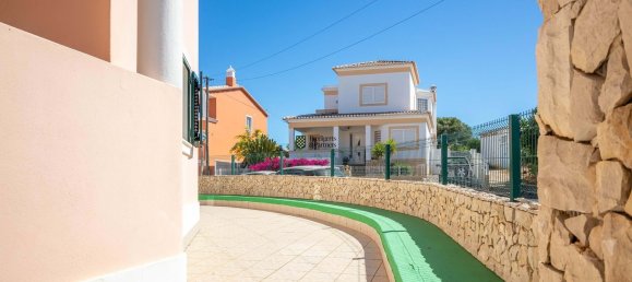 3 Schlafzimmer Haus in Alvor, Portugal, Nr. 131671 24