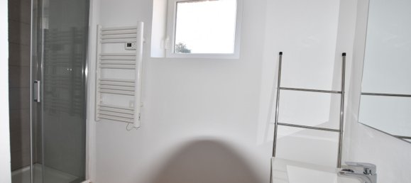 4 bedrooms House in Saint-Prix, France No. 203775 8