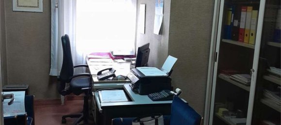 4-salle Appartement à Busto Arsizio, Italy No. 80660 14