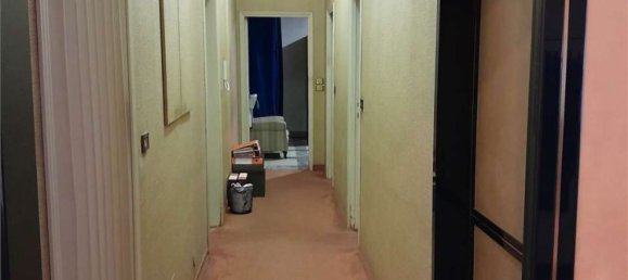 4-salle Appartement à Busto Arsizio, Italy No. 80660 11