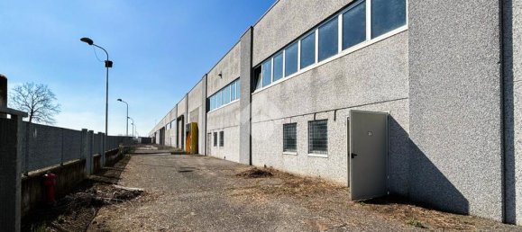 1 room Warehouse in Offlaga, Italy No. 52695 17