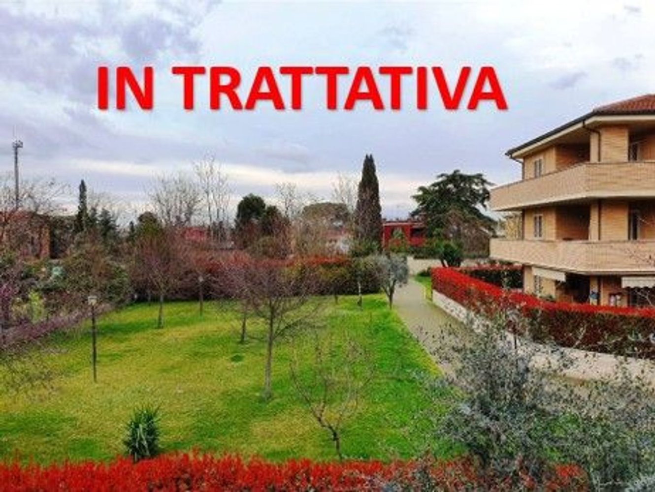 Квартира с 2 комнатами в Рим, Италия № 228277