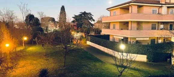 Квартира с 2 комнатами в Рим, Италия № 228277 2