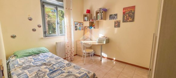 Квартира с 3 спальнями в Кьети, Италия № 346131 8