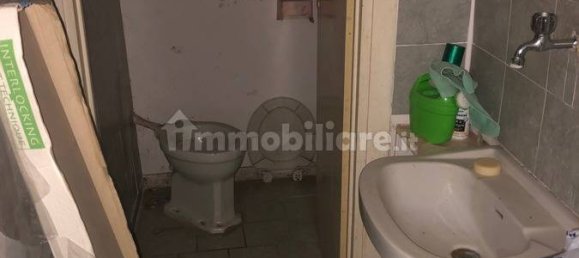 Imóvel comercial de 1 divisão em Rome, Italy N.º 75329 3