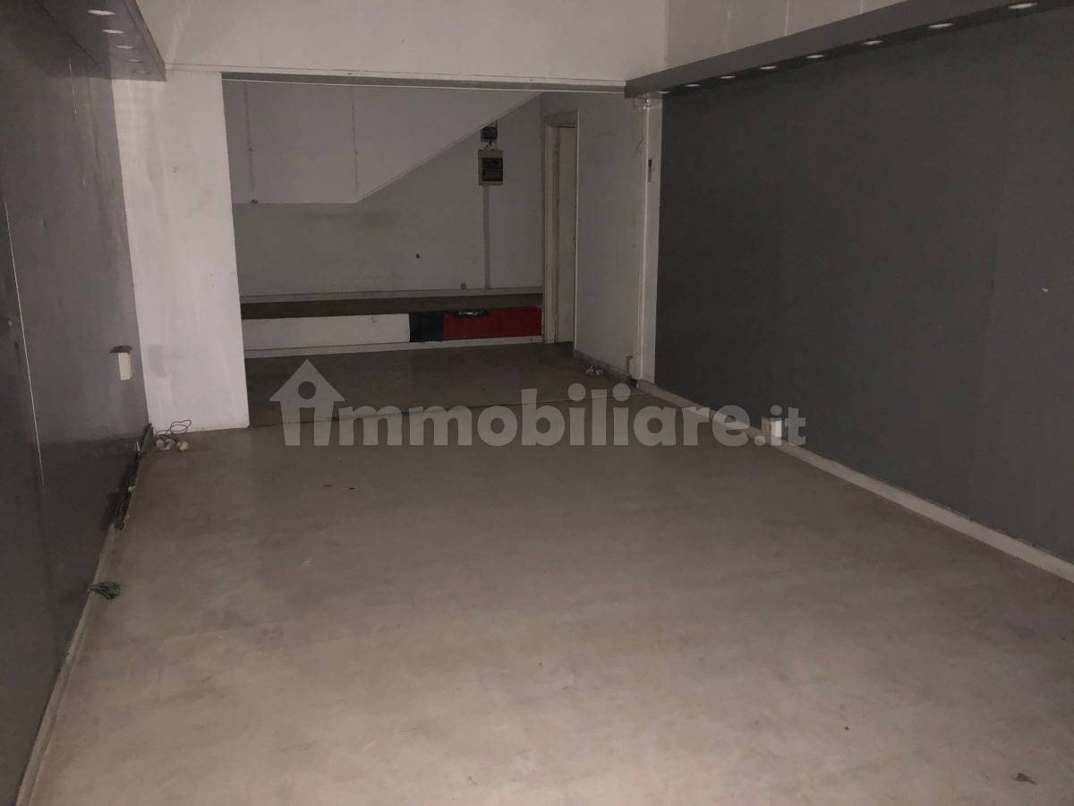 Imóvel comercial de 1 divisão em Rome, Italy N.º 75329