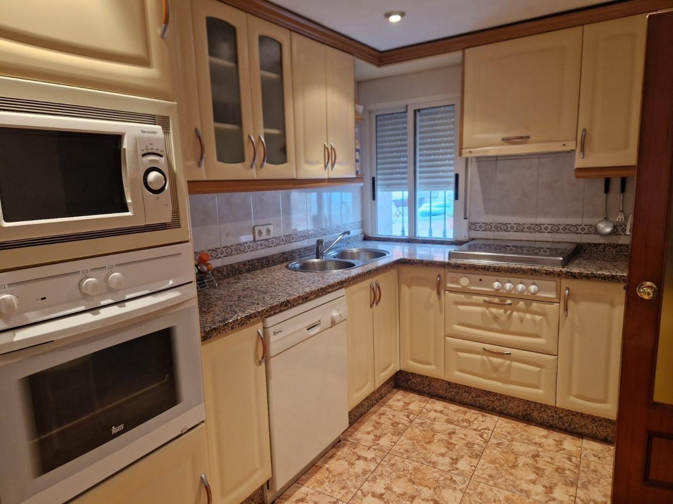 6 غرف نوم منزل في Caceres, Spain رقم 184517