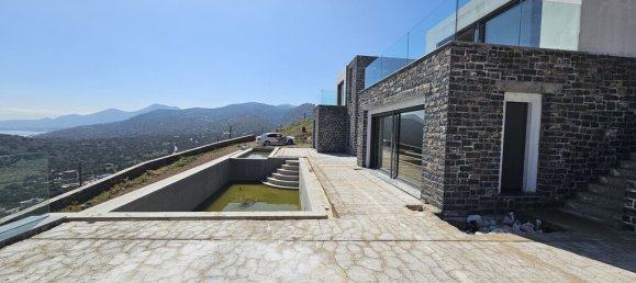 2 chambres villa à vendre à Agios Nikolaos, Lasithi, Crete, Greece № 56411 3