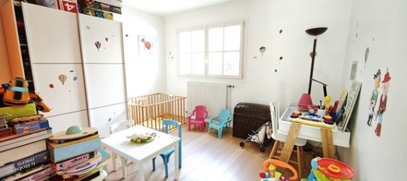 5 bedrooms House in Montmorency, France No. 360343 12