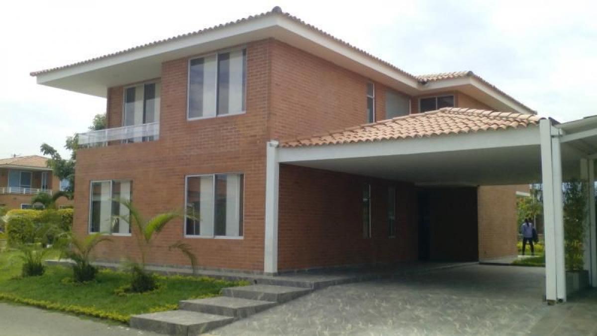 4 bedrooms House in Valle del Cauca, Colombia No. 9505