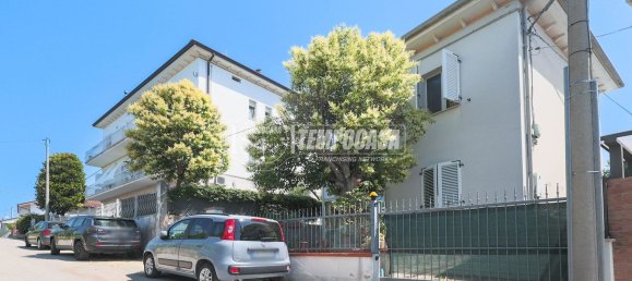 6 bedrooms House in Riccione, Italy No. 332369 6