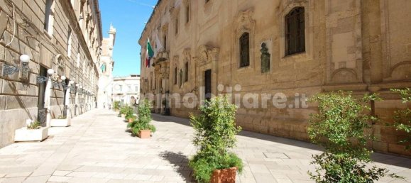 Propriété commerciale à Lecce, Italy 247m² No. 313499 8